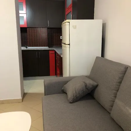 Apartment Tirent - Comfortable 1-bedroom In Fresku Tirana