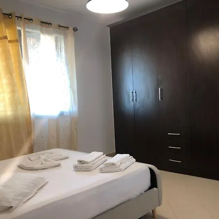 Tirent - Comfortable 1-bedroom In Fresku